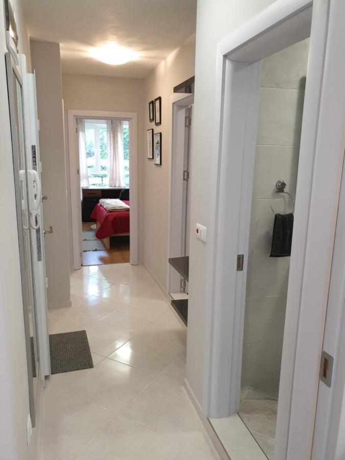 New The Twins Varna Two-Bedroom, Apt 5 At 15 Tsani Ginchev Street, Floor 3 Buitenkant foto