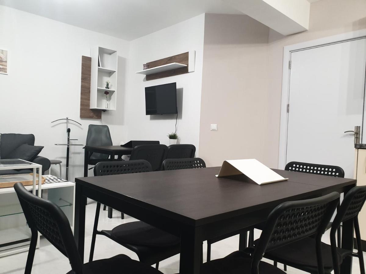 New The Twins Varna Two-Bedroom, Apt 5 At 15 Tsani Ginchev Street, Floor 3 Buitenkant foto